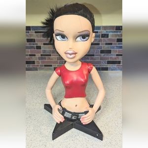 Bratz forever Diamondz Funky Fashion Makeover